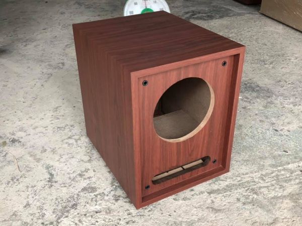 THÙNG LOA SUB BASS 20 ( mau to)