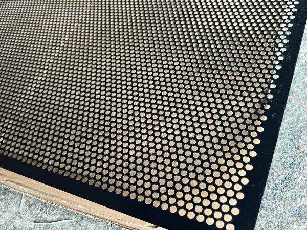 LUOI THÉP BAO VE LOA 60 x 2m ( mat tròn)