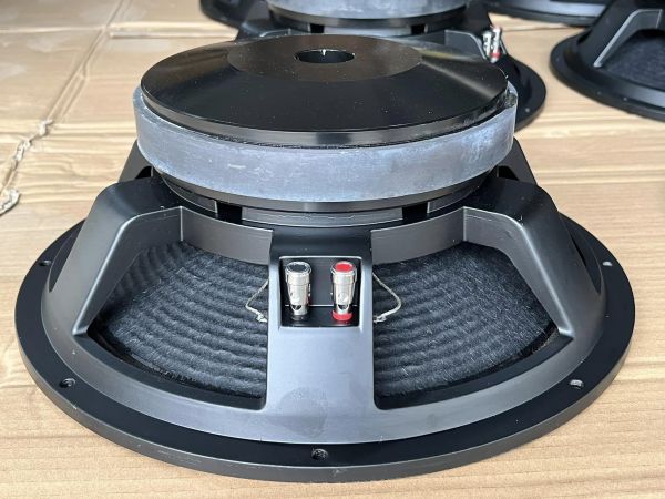 BASS 40 TU 220 COIL 100 DONG DET